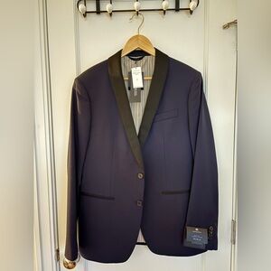 Banana Republic Men's Dark Blue Tuxedo with Black Lapel Monogram Collection 40R